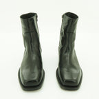 EV Side-zip Ankle Boot in Smooth Black