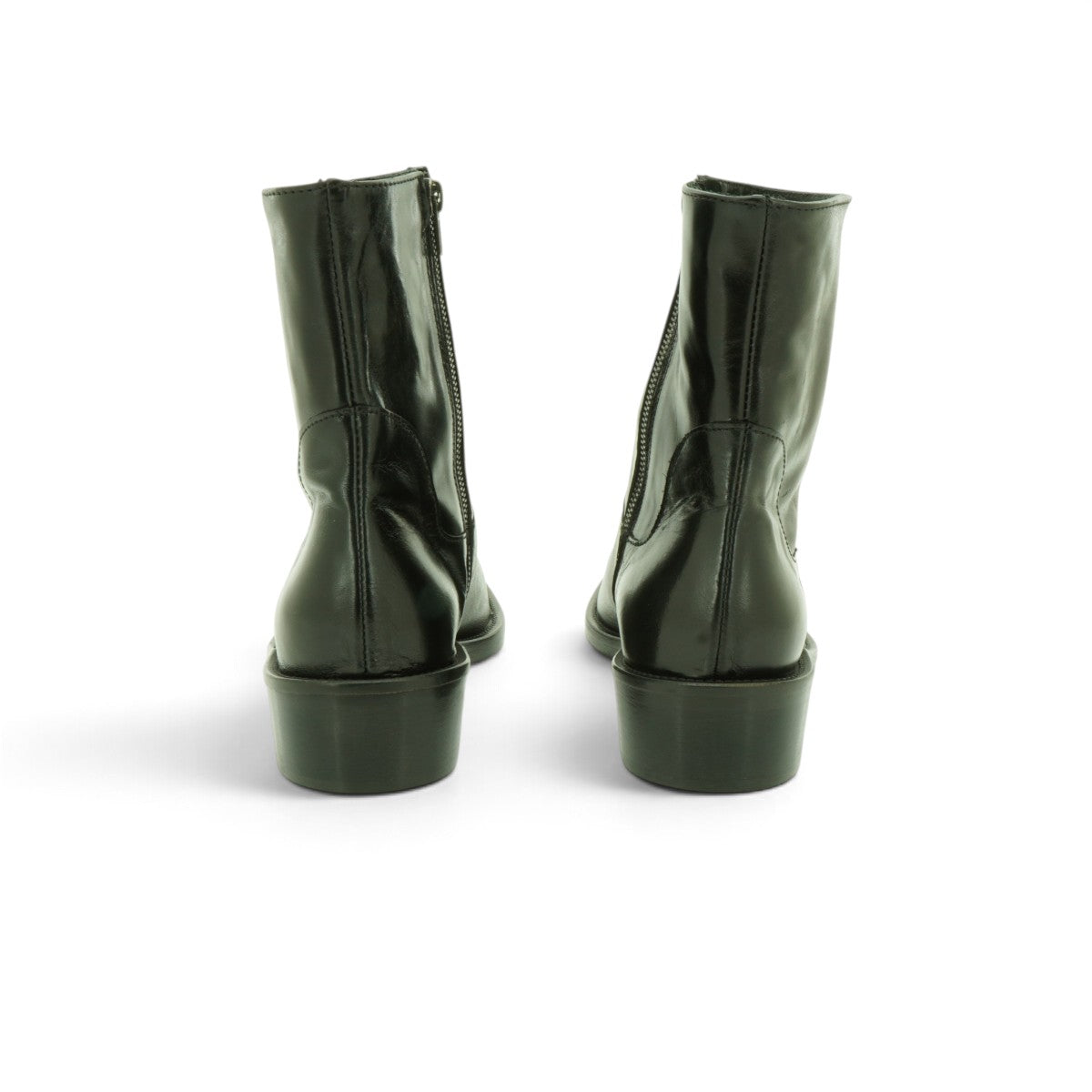 EV Side-zip Ankle Boot in Smooth Black