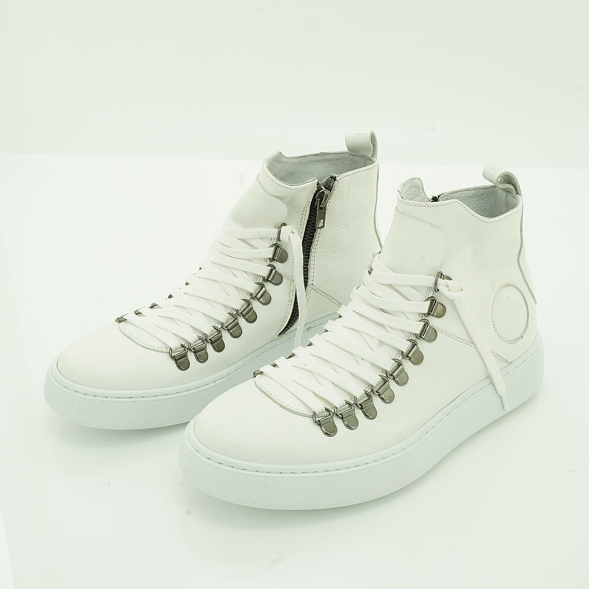 EV High-top Leather Sneaker