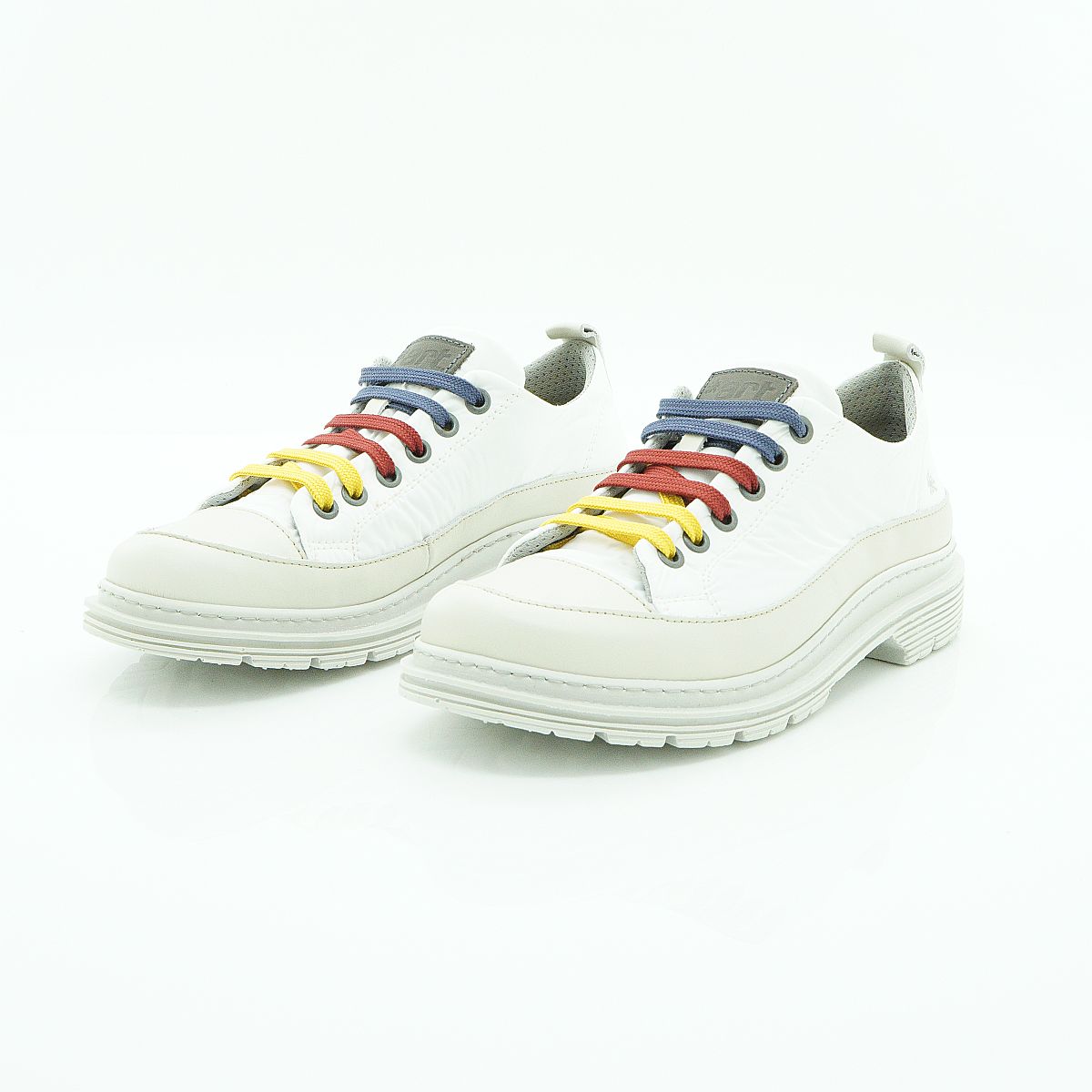 Art Low-top Platform Sneaker
