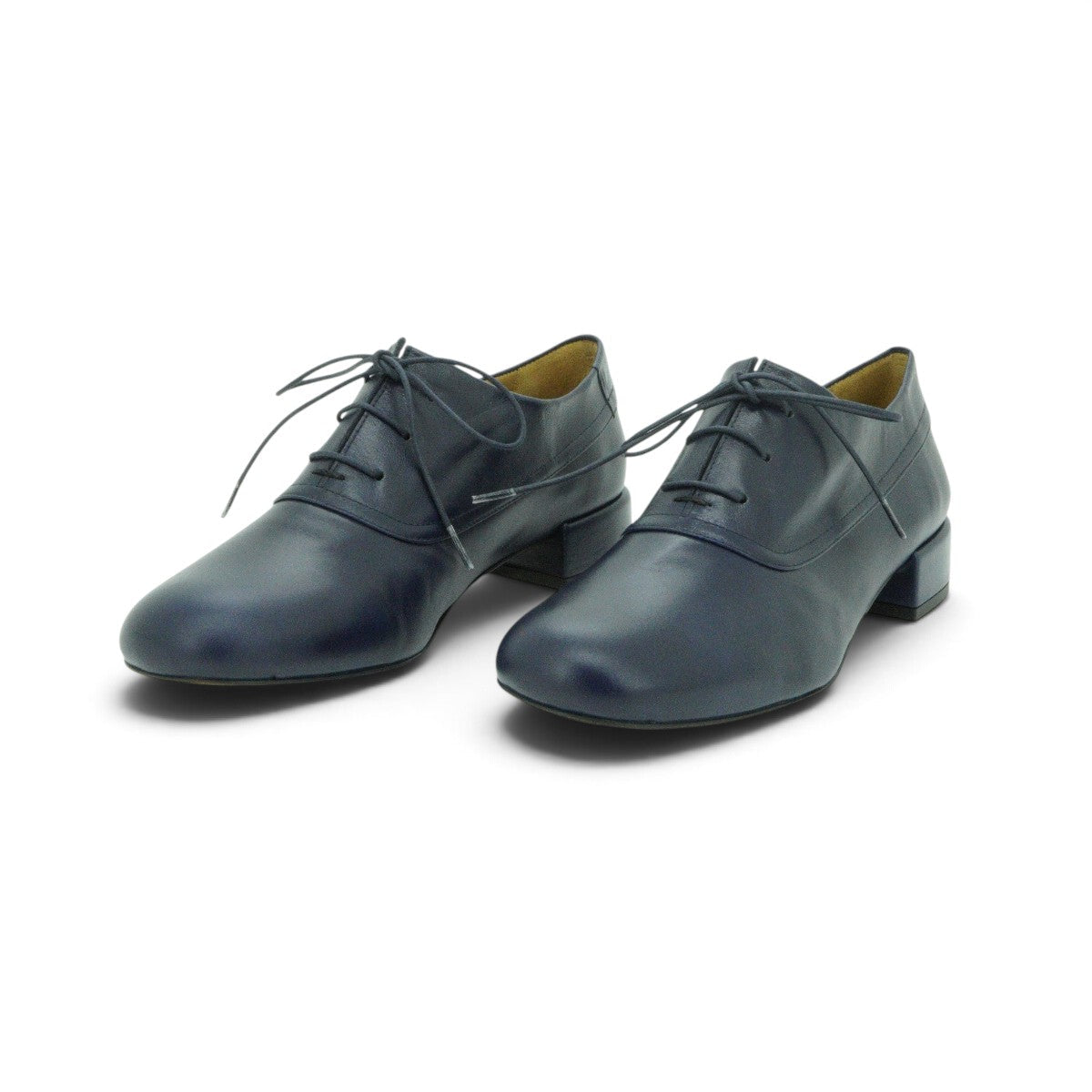 Audley Lace-up Oxford Low Heel in Smooth Navy