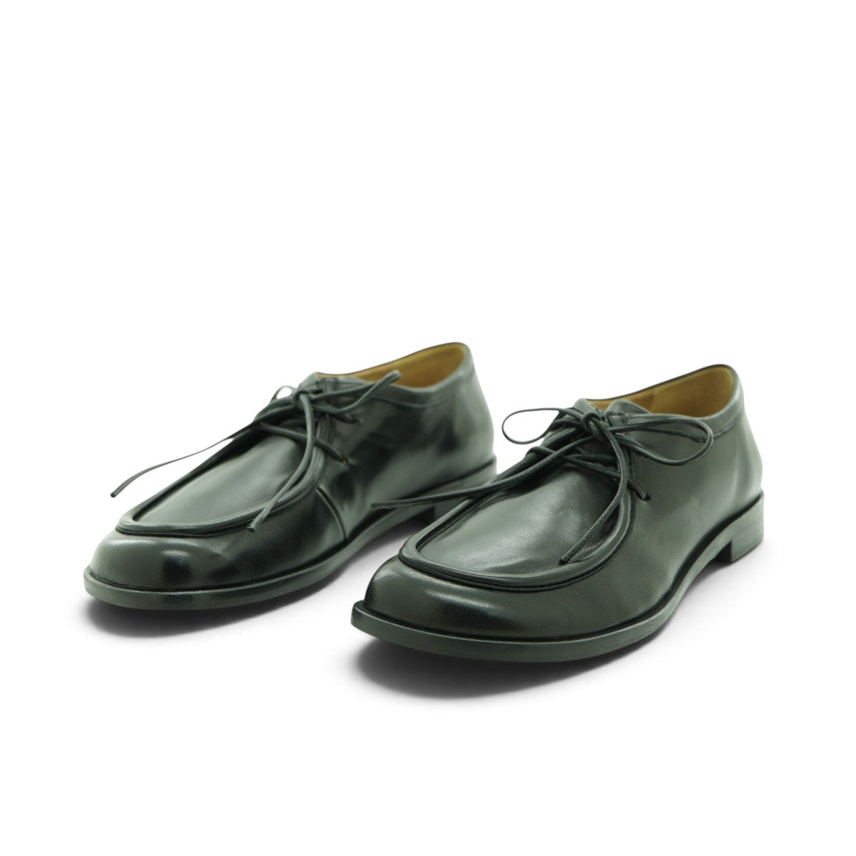 Audley Black Leather Apron-Toe Tyrolean Lace-Up Flat | 2026AUD14