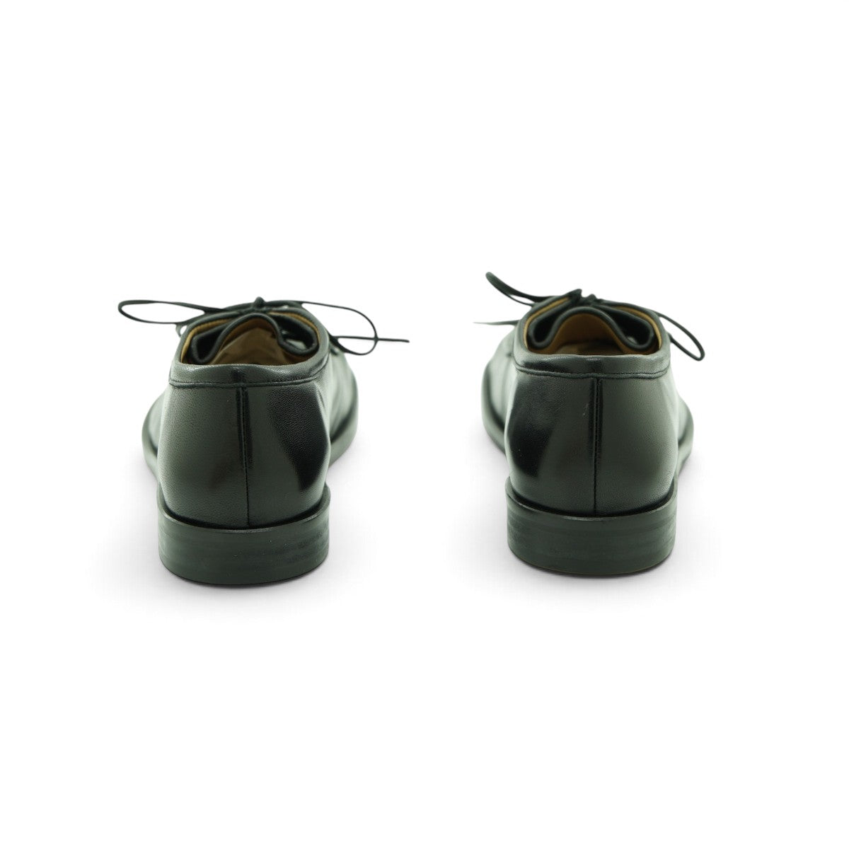 Audley Black Leather Apron-Toe Tyrolean Lace-Up Flat | 2026AUD14
